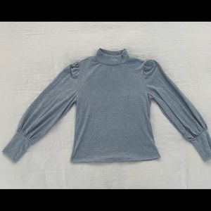 Size Large mock neck sweater